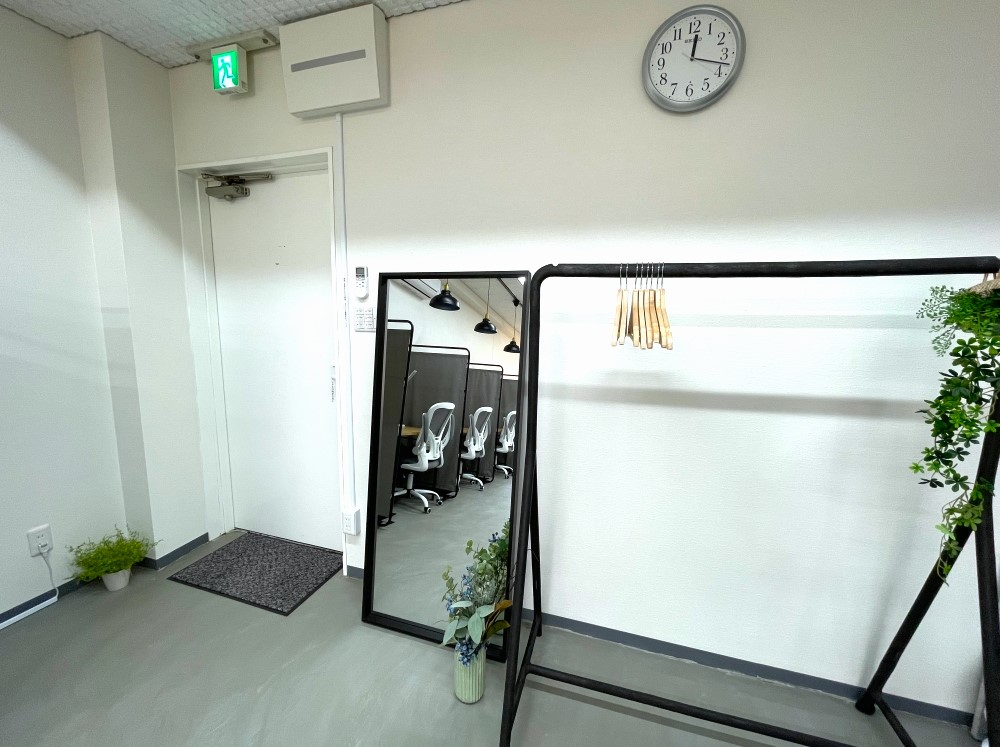 谷町四丁目駅　コワーキングスペース・自習室Cotaの入り口